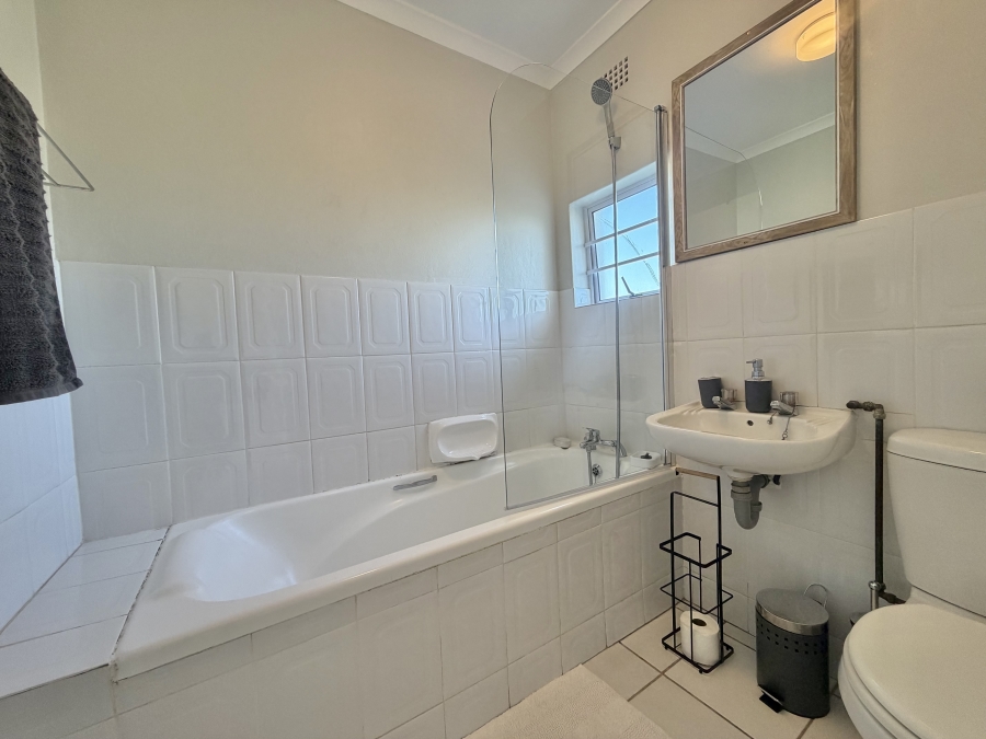 3 Bedroom Property for Sale in Marina Martinique Eastern Cape